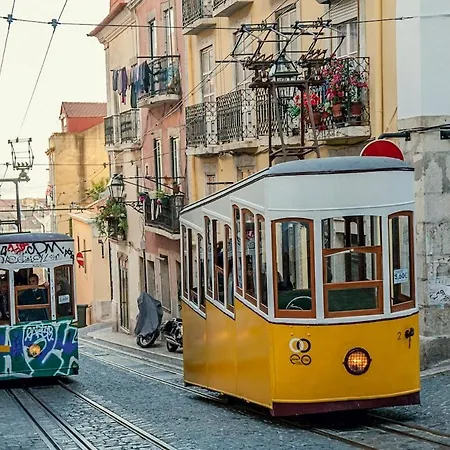 Daire Iconic Bica Tram At Your Door Heart Of *