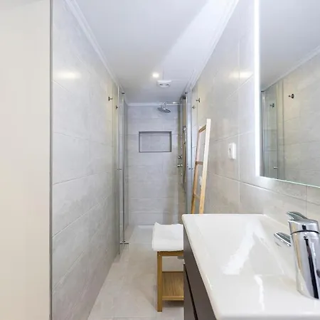 Apartment Iconic Bica Tram At Your Door Heart Of