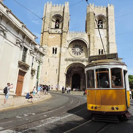 Daire Iconic Bica Tram At Your Door Heart Of *